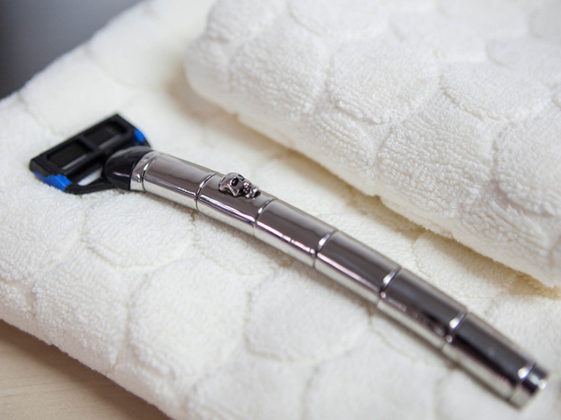 Razor Smooth Skull Gladderr